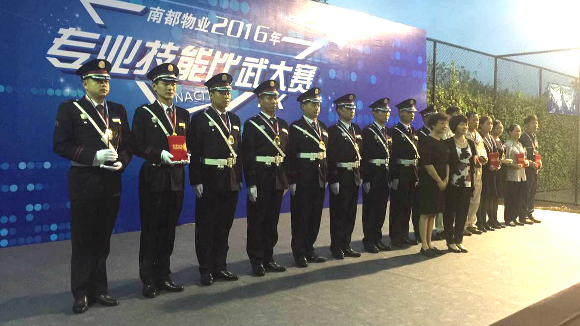 1475245095243215CC73.jpg 8.jpg