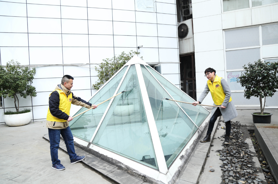 1518312086937404E3F6.png 1518312086937404E3F6.png